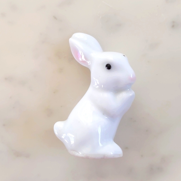 NWOT. Vintage Handmade Porcelain Ceramic Rabbit. - Picture 3 of 5